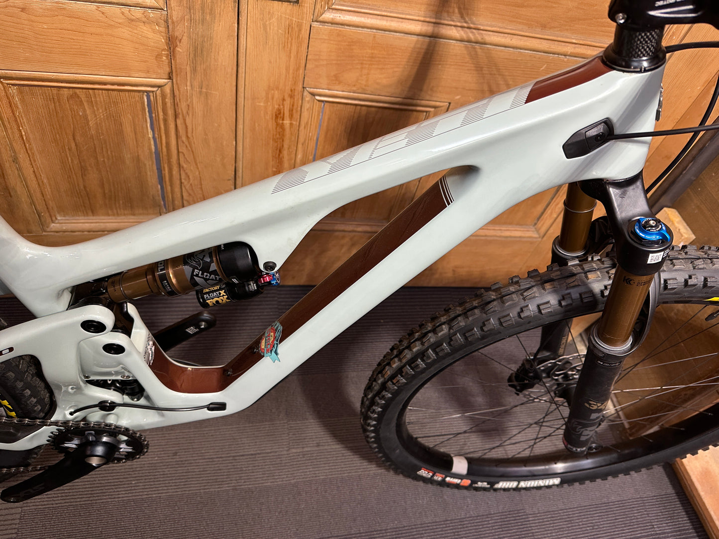 Yeti SB-120 Medium