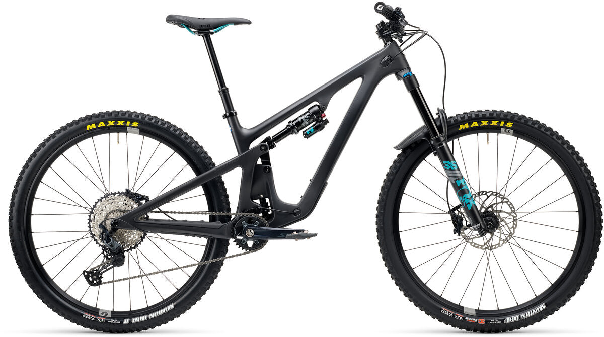 Yeti Cycles SB140 29 LRC1. Color: Raw Carbon. Size: Large.