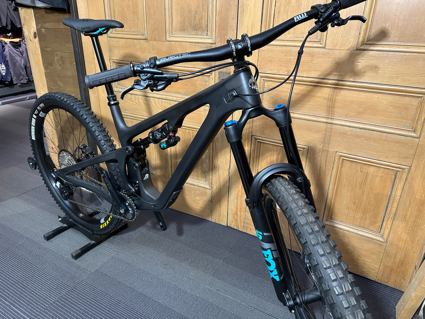 Yeti SB-140 Large